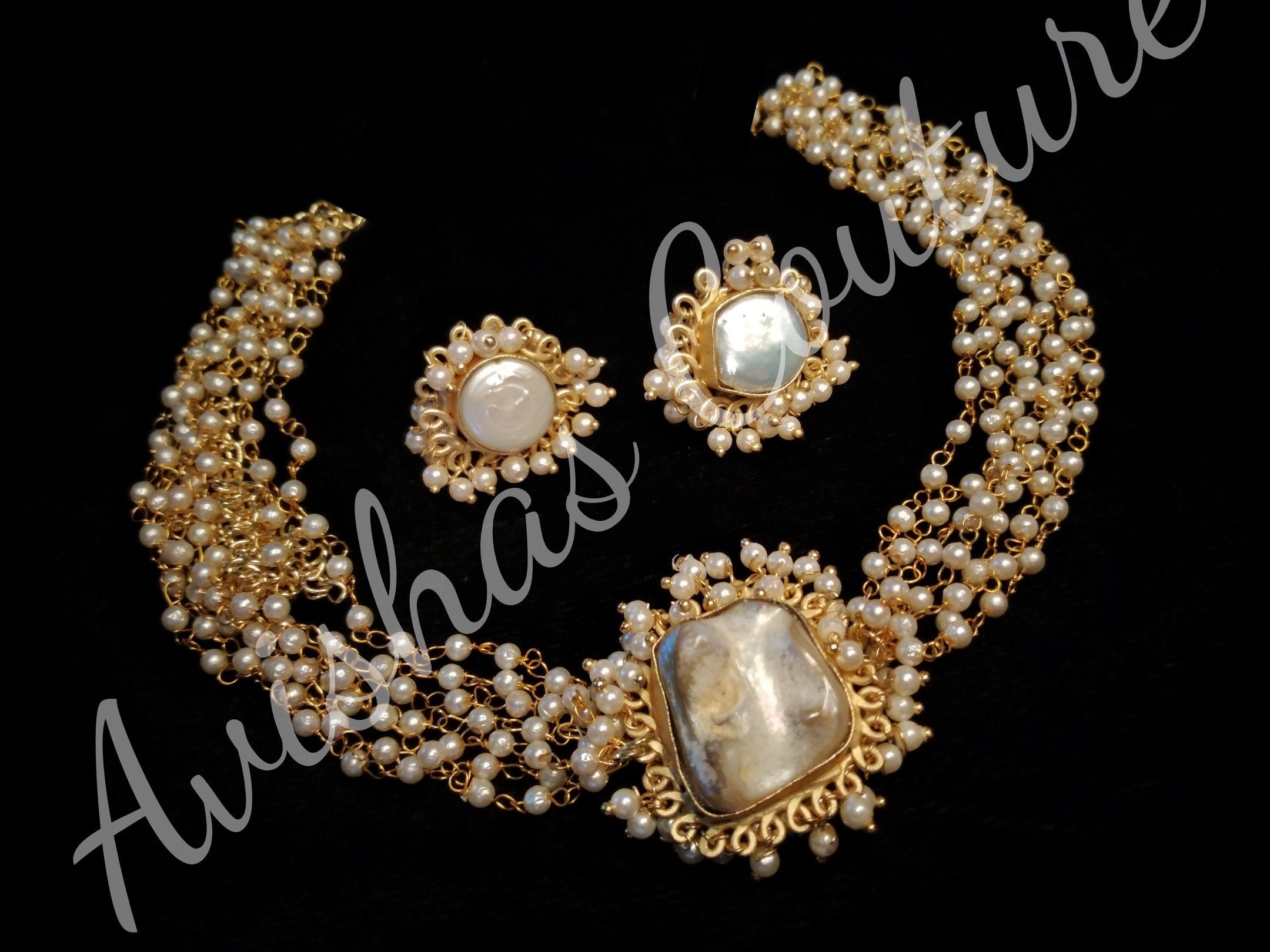 beaded pearl choker with mother of pearl pendant